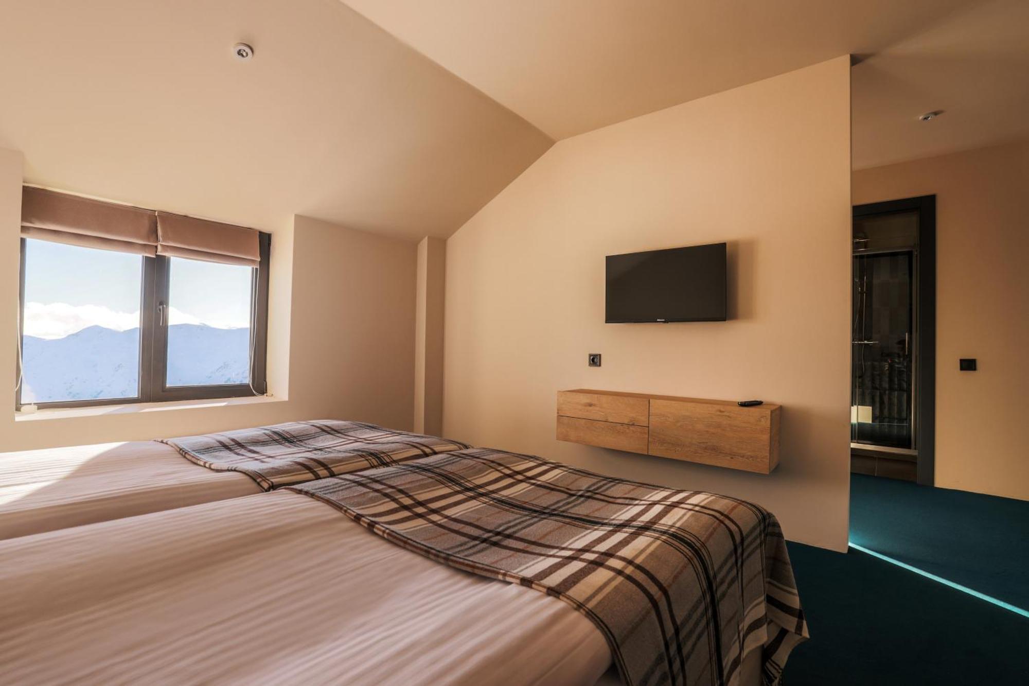 Alpina Hotel Gudauri Zewnętrze zdjęcie
